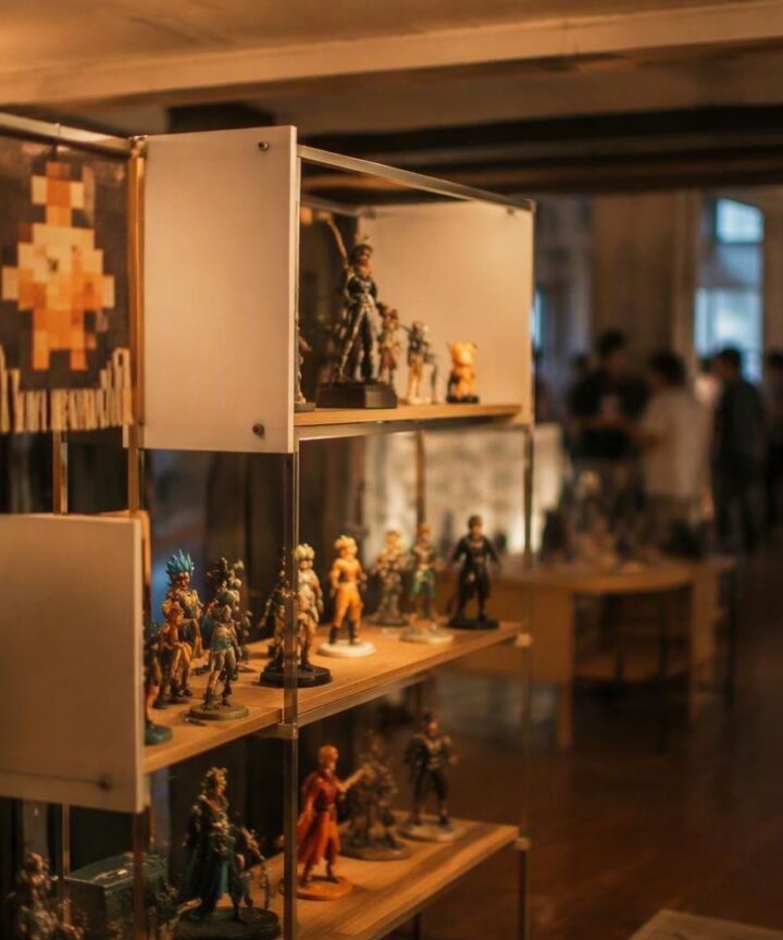 Progettare un pop-up store nerd tra logistica, UX e merchandising modulare