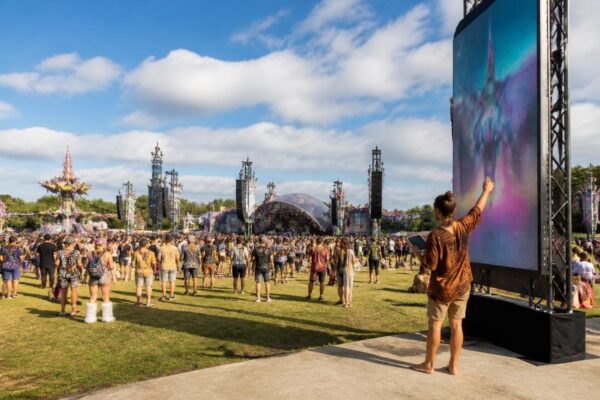 AI e comunicazione: la nuova ricetta per i festival pop