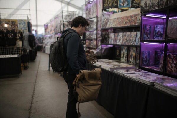 Festival nerd: guida pratica allo zaino e alle code